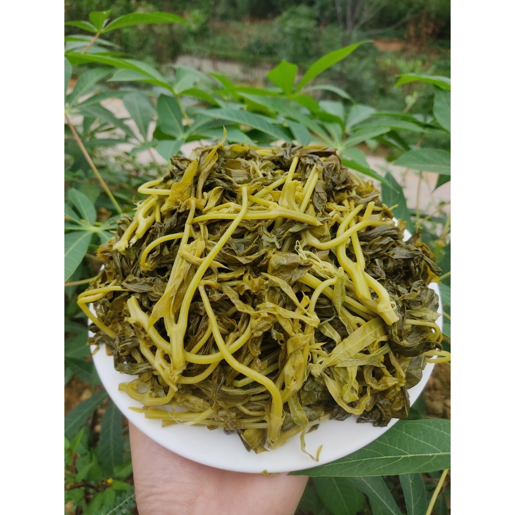 Rau sắn muối chua Bà Canh - Combo 3 túi (mỗi túi nặng 1kg rau, cả nước ...