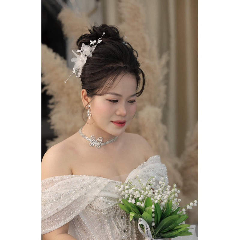 bộ cài tóc cô dâu màu trắng hoa vải(1bộ)