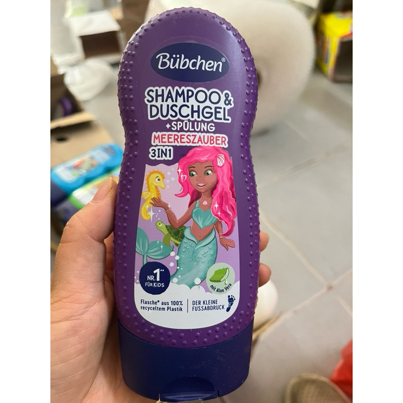 Sữa Tắm Gội Cho Bé Bubchen Nestle Đức 2in1 Không Cây Mắt, Dưỡng Ẩm Cho Da, Hương Thơm Nhẹ Nhàng Chai 230ml