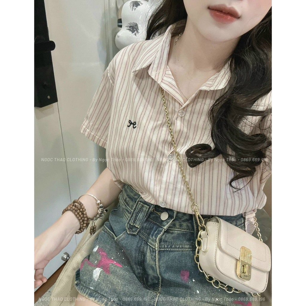 Áo Sơ Mi Kẻ Nữ Ngắn Tay Thêu Nơ Dáng Vừa Trẻ Trung Chất Liệu Thô Kẻ Mềm Mát -Huyenstore.23 (A142)