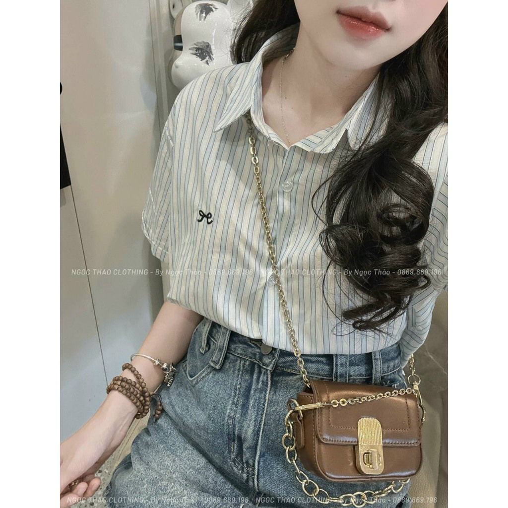 Áo Sơ Mi Kẻ Nữ Ngắn Tay Thêu Nơ Dáng Vừa Trẻ Trung Chất Liệu Thô Kẻ Mềm Mát -Huyenstore.23 (A142)