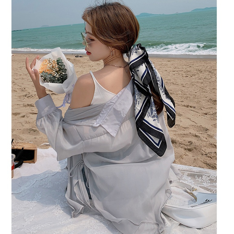 1 áo Ghi bạc dây sườ