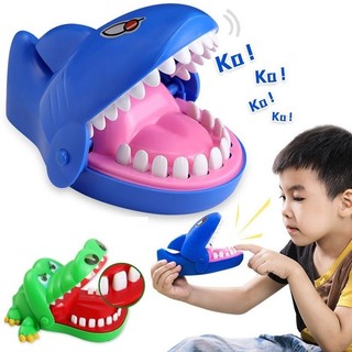 Đồ Chơi Cá Sấu Cắn Tay Cho Bé - Trò Chơi Gắp Trộm Xương Chú Chó Bull Canh Xương Thông Minh 89035