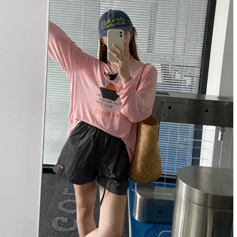 Áo thun tay dài nữ In hình dể thương JULY fashion2023 ,Áo thun nữ cổ tròn dáng rộng chất xược cotton, thun giấy