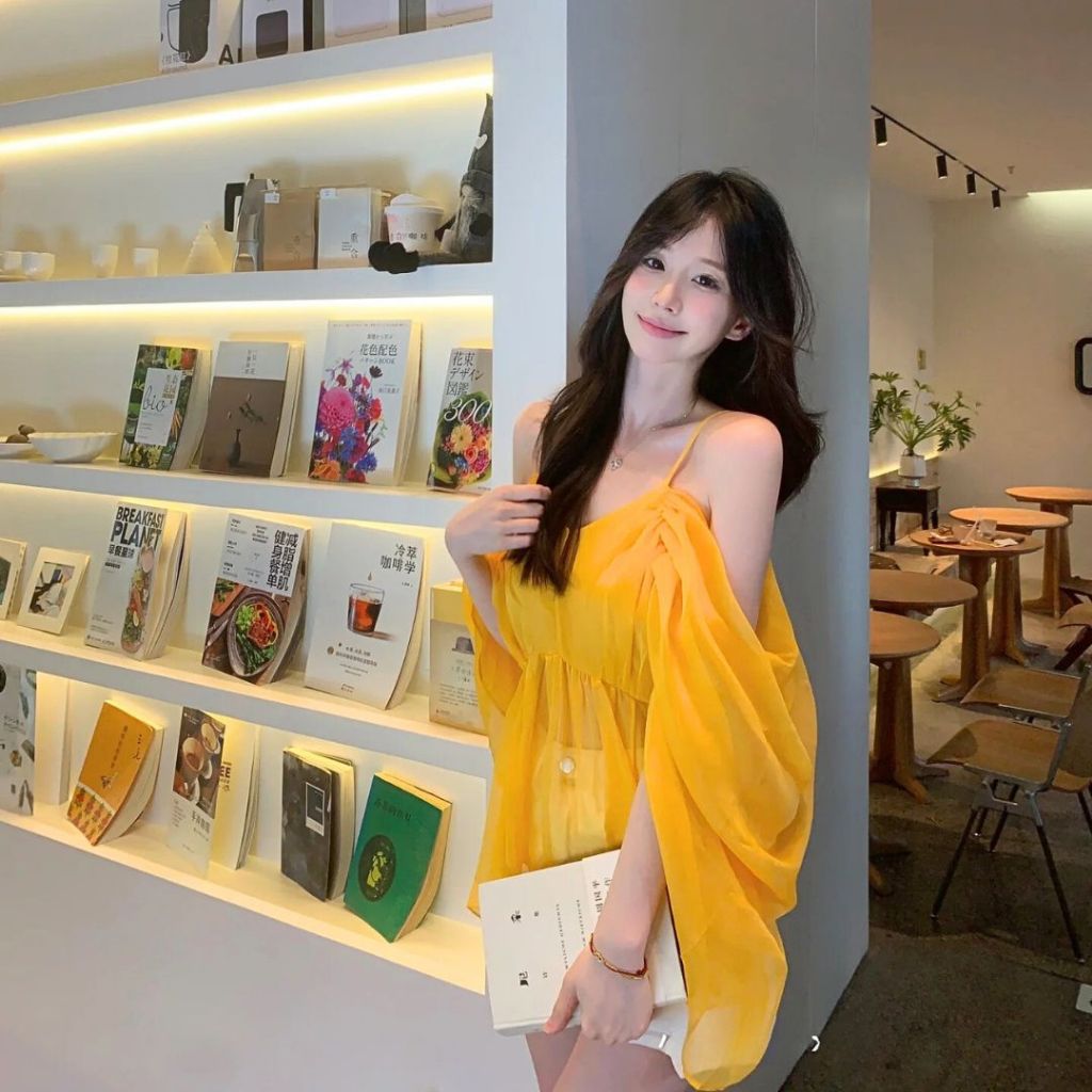 Áo sơ mi tay dài trễ vai Sicily hai dây voan dáng xuông SMTV707