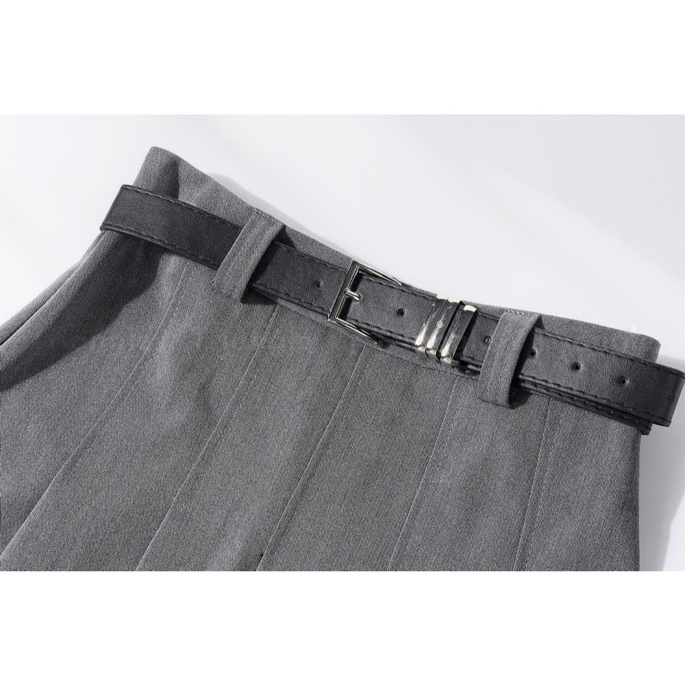 Triangle Ely Set (Thanh lý áo phông, không hoàn) Đầm midi xếp ly màu ghi (kèm belt) và áo phông trắng