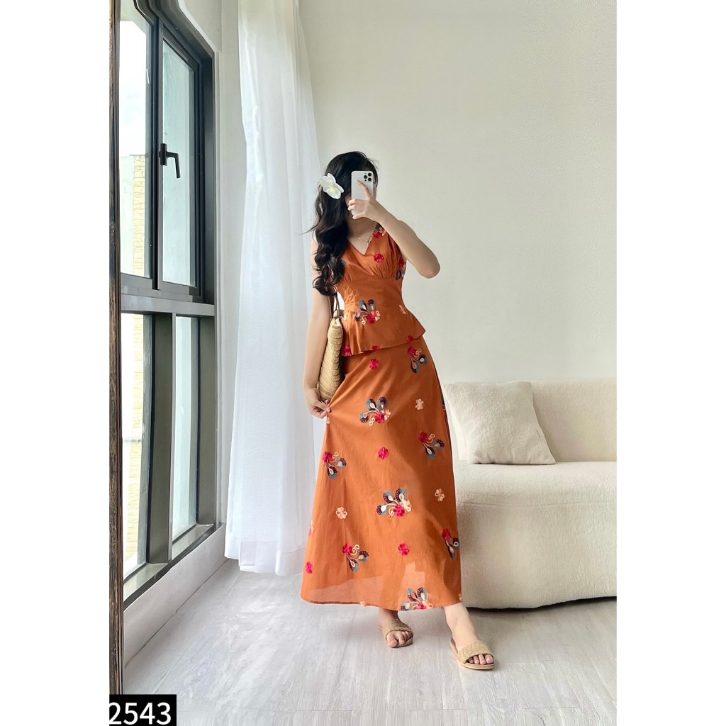 Set thô thuê áo sát nách phối chân váy midi A2543