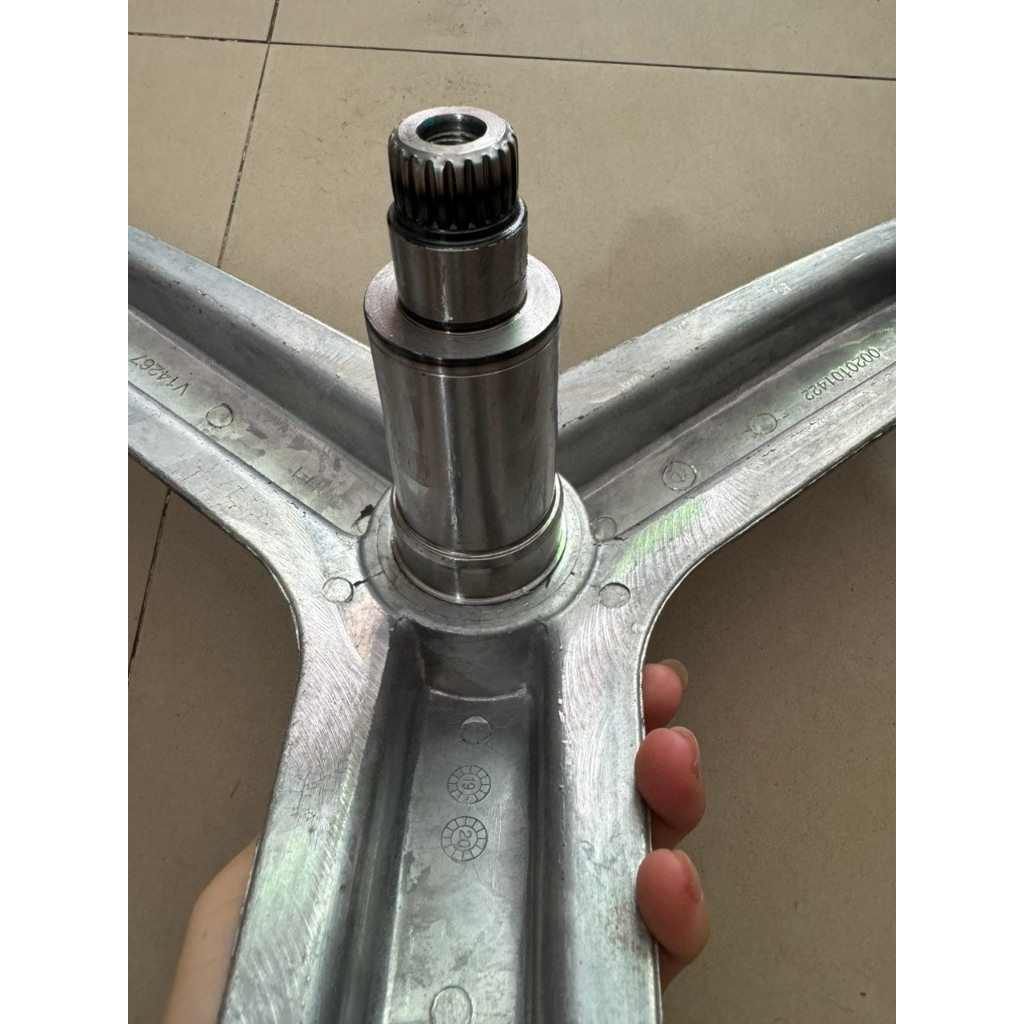 Càng Máy Giặt Aqua  A800F Chính Hãng TẶNG KÈM ỐC– Phụ Kiện Máy Giặt Chính Hãng