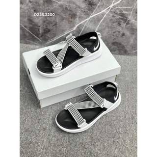 Dép Sandal nam nữ hot nhất 2024, dép quai hậu nhẹ êm, chống nước, chống hôi chân (kèm box)