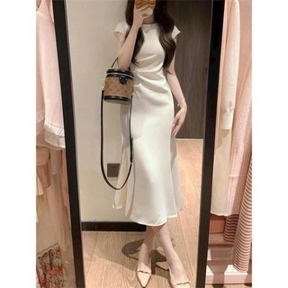 Đầm thời trang nữ chất vải tuyết mưa cổ tròn tay ngắn dáng váy đuôi cá dài chất vải mềm mịn chuẩn shop