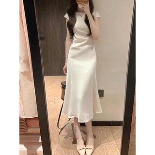 Đầm thời trang nữ chất vải tuyết mưa cổ tròn tay ngắn dáng váy đuôi cá dài chất vải mềm mịn chuẩn shop