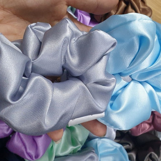 [Quà tăng]  Dây Cột Tóc Lụa LS Lavish Silk Bền Đẹp Sang Trọng Dễ Thương ( Màu Ngẫu Nhiên Theo Hình )