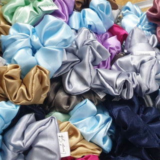 [Quà tăng]  Dây Cột Tóc Lụa LS Lavish Silk Bền Đẹp Sang Trọng Dễ Thương ( Màu Ngẫu Nhiên Theo Hình )