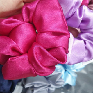 [Quà tăng]  Dây Cột Tóc Lụa LS Lavish Silk Bền Đẹp Sang Trọng Dễ Thương ( Màu Ngẫu Nhiên Theo Hình )