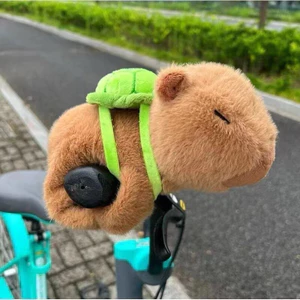 Vòng tay gấu bông Capybara ôm dễ thương