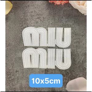 patch vải ủi nhiệt thêu hình thời trang chữ miu trắng combo (2 hình)