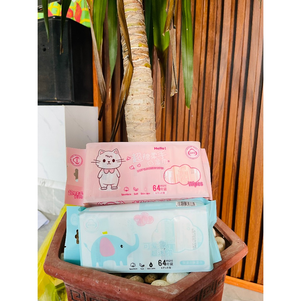 1 gói trong có 8 túi khăn giấy ướt mini tiện dụng,Khăn Ướt Đa Năng Du Lịch Dùng Được Cho Trẻ Em