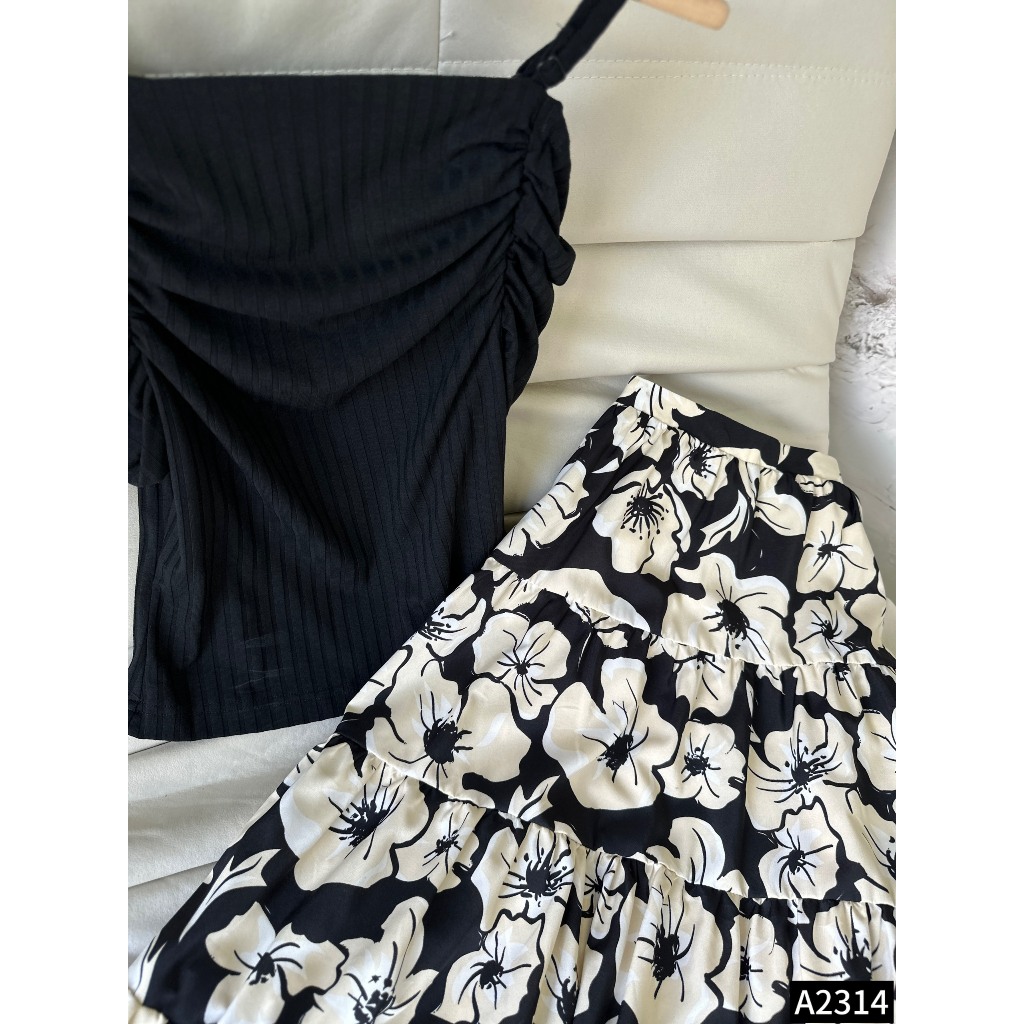 Set bộ áo thun tăm phối chân váy lụa midi A2314