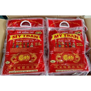 500Gram lạp xưởng khô mỹ trân đặt biệt, được làm từ thịt nạc nên hương vị thơm ngon rất đặt biệt.