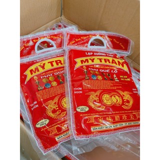 500Gram lạp xưởng khô mỹ trân đặt biệt, được làm từ thịt nạc nên hương vị thơm ngon rất đặt biệt.