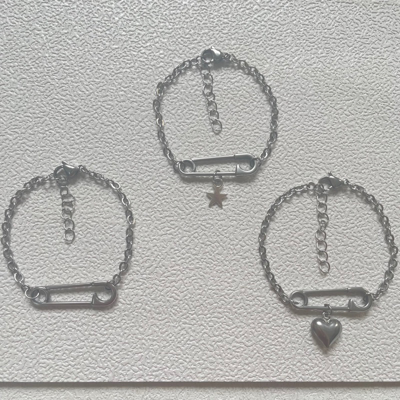 Vòng Tay SAFETY PIN Chất Liệu Thép Không Gỉ Pirii | Shopee Việt Nam