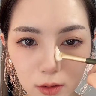 Cọ Xéo Đánh Khối Mũi Đầu Vát Dẹt Lông Mềm Mại Dễ Dàng Sử Dụng Tạo Hiệu Ứng 3 Chiều Tự Nhiên