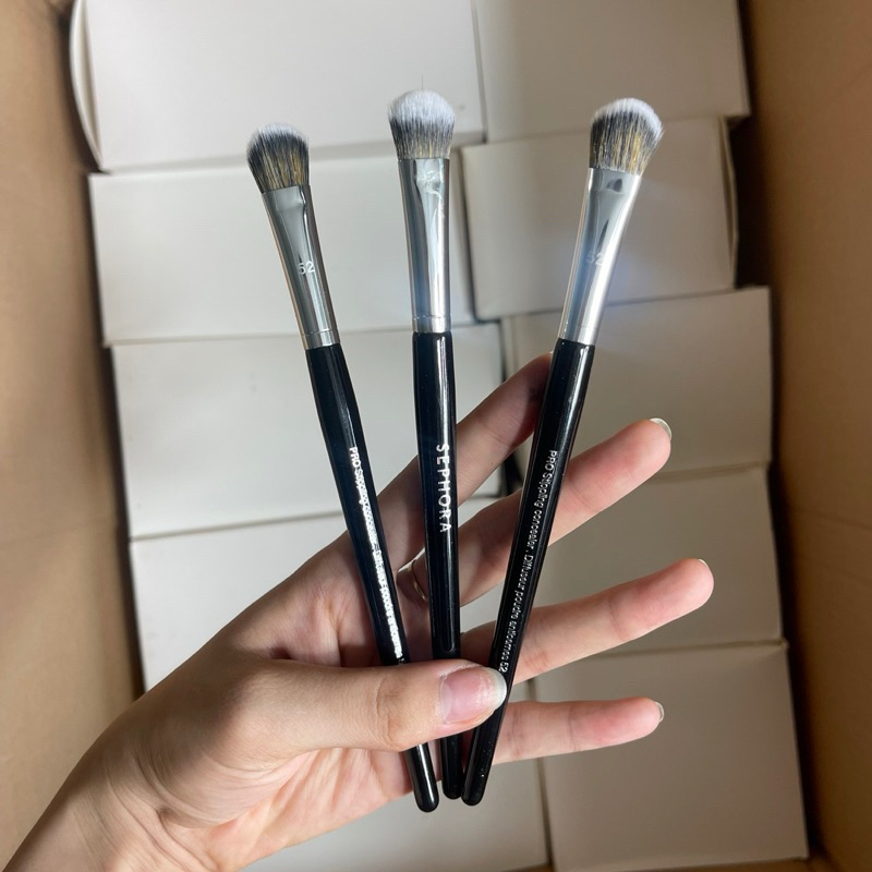 Cọ che khuyết điểm Sephora  52 lông siêu mịn. Hàng hot cho các make up chuyên nghiệp.