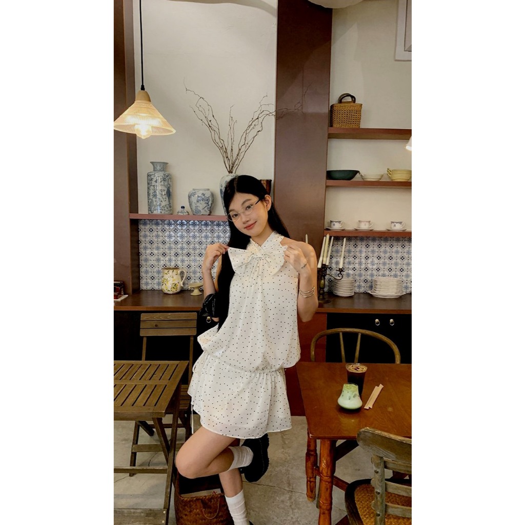 Triangle (Giá thanh lý không hoàn) Limited Edition - Baby Ribbon Đầm chấm bi trắng đen