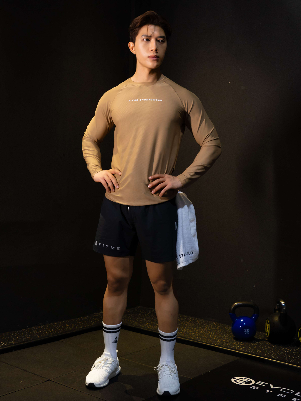 Ảnh Áo tập gym nam tay dài Fitme Performance 2.0 form oversize thể thao co giãn 4 chiều, hỗ trợ boxing chạy bộ AOTD01 4
