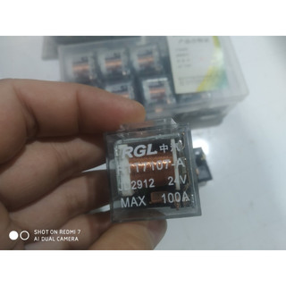Rơ le 4 chân 12v/24v 100A nhựa trong suốt chống nước.( Giá 1 chiếc)