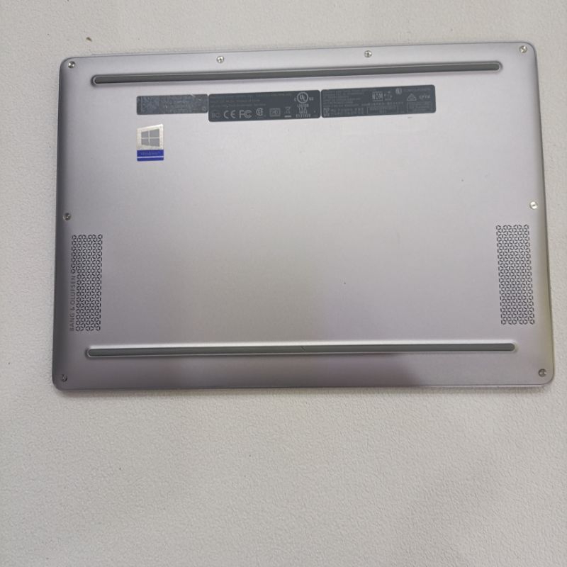 laptop HP Elitebook folio g1.cpu M3 6y30.ram 8G.ssd 128g.man laptop HP Elitebook folio g1.cpu M3 6y30.ram 8G.ssd 128g.man