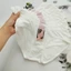Quần lót màu trắng 25 - 70 ký cho học sinh hoặc mặc áo dài - Chất liệu cotton thấm hút mồ hôi - Bơ Chip