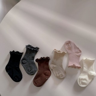 Tất nhún cổ bèo phong cách dễ thương cho bé gái 0-3 tuổi. Dino Kids