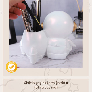 Hộp Đựng Bút Để Bàn Decor Tượng Phi Hành Gia Có Đèn LED Tạo Cảm Hứng, Ống Cắm Bút Trang Trí LABY