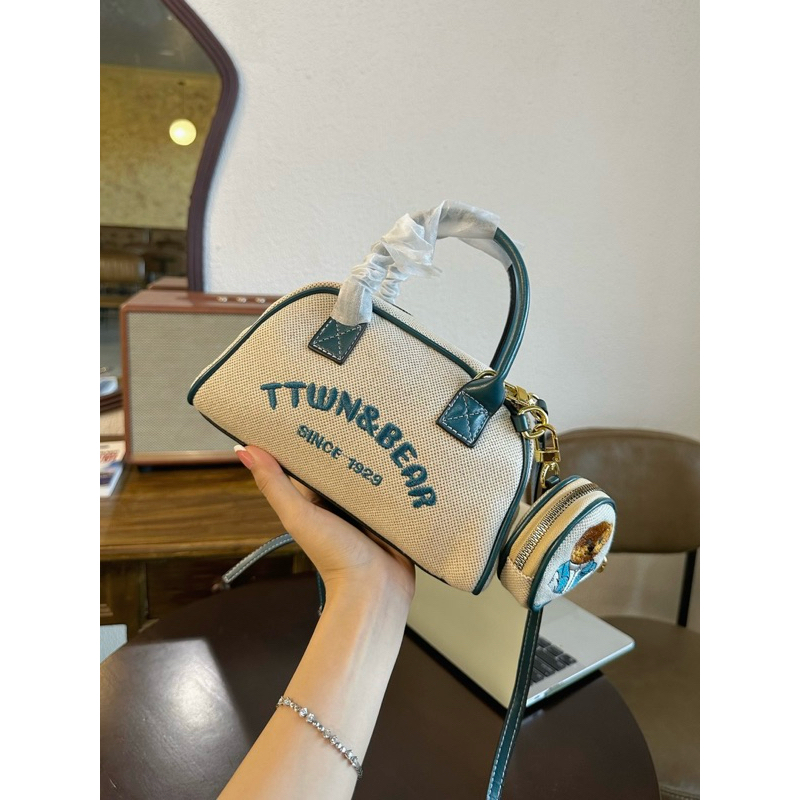 Túi gấu hoạ tiết thêu tỉ mỉ siêu đẹp cầm tay đeo chéo phong cách vintage