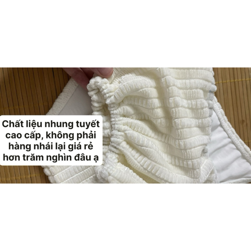 Bikini 2 mảnh màu trắng kem phối nơ đen - Mẫu mới 2024