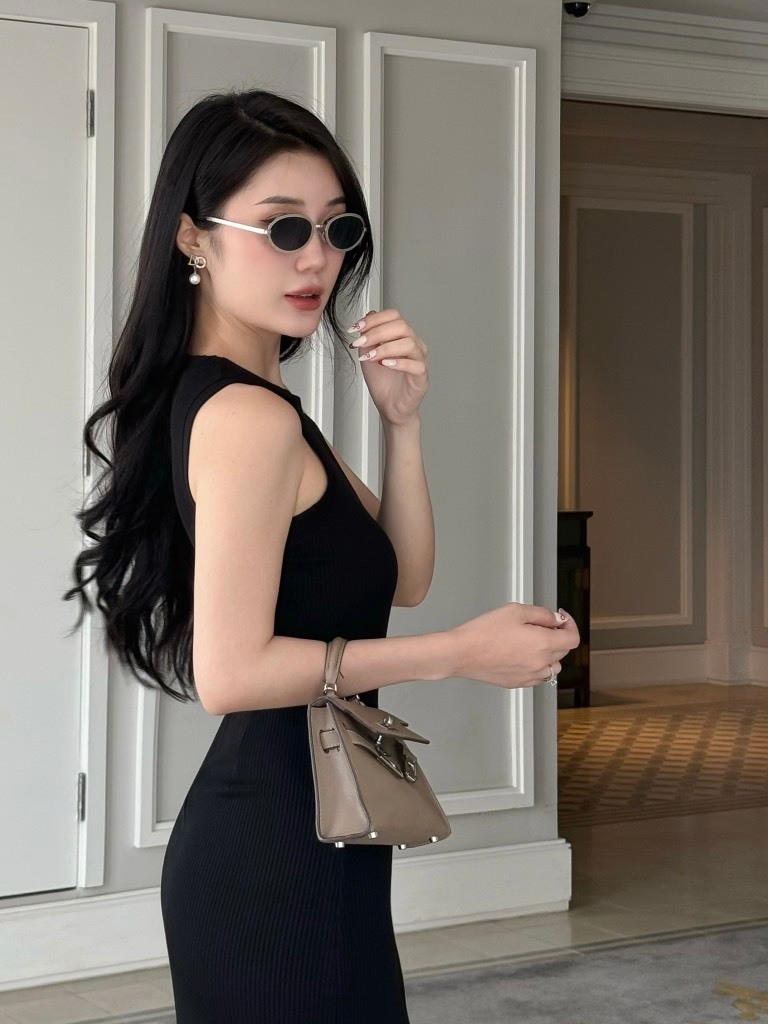 Ảnh Đầm body nữ dáng dài xẻ tà vải thun gân co giãn 4 chiều Callene (LSE945) 3