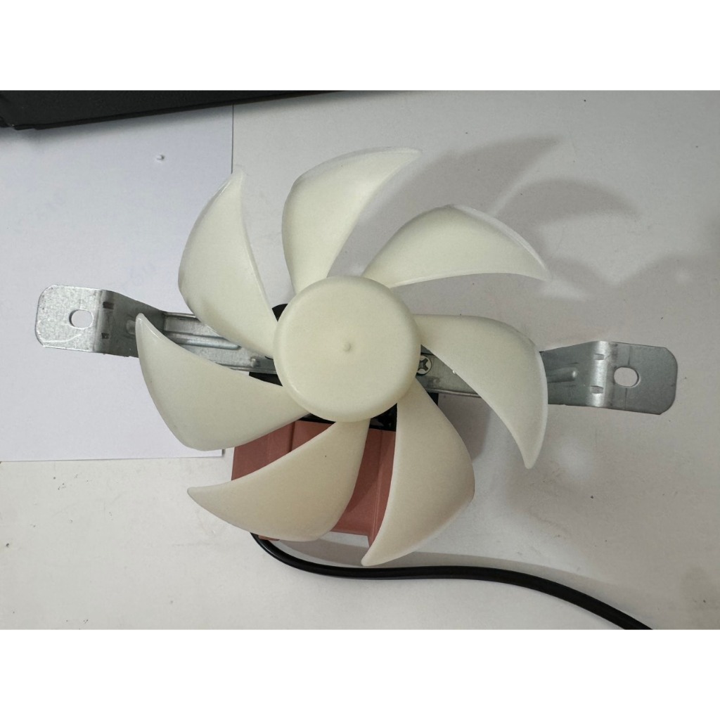 Quạt tủ mát Sanaky 7 cánh 240V 10W 0.1A (loại tốt)