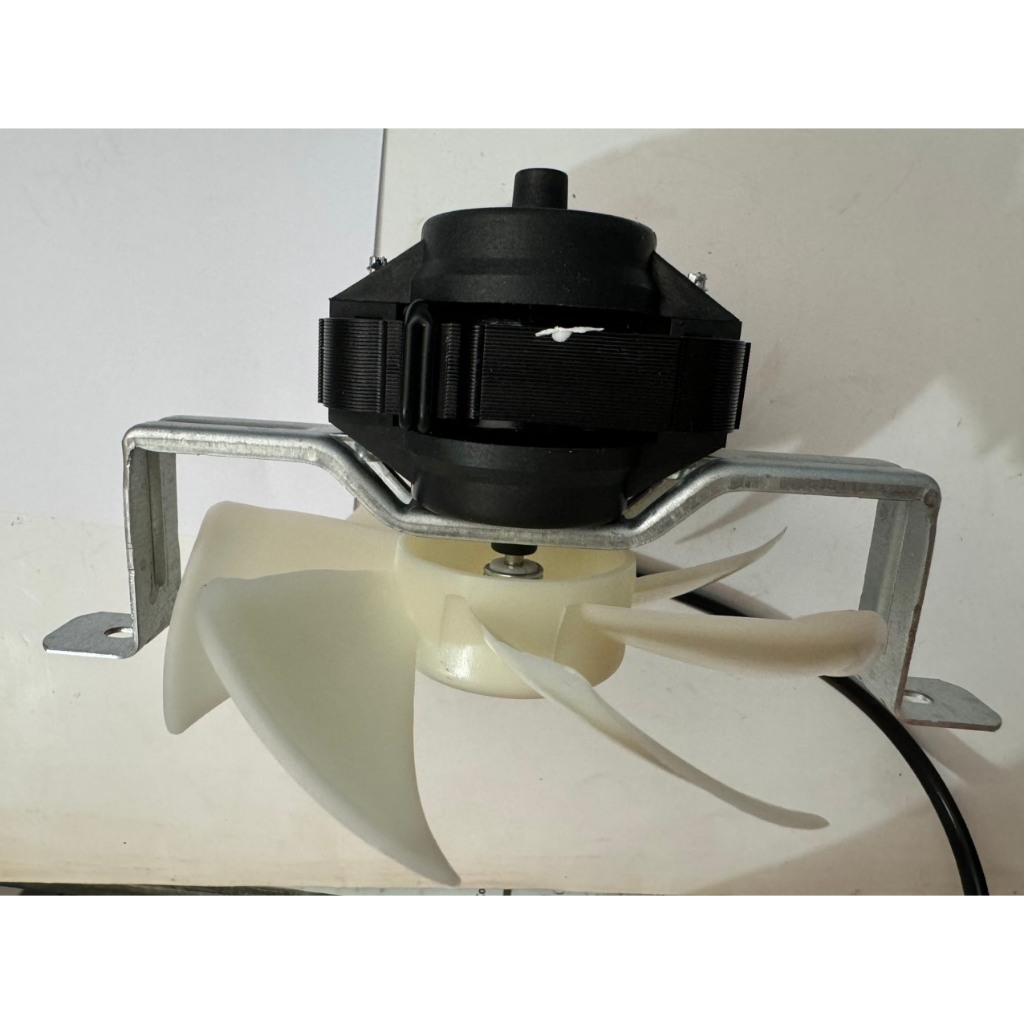 Quạt tủ mát Sanaky 7 cánh 240V 10W 0.1A (loại tốt)