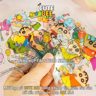 Hộp 100 tấm sticker Shin Cậu Bé Bút Chì cắt sẵn, dán chặt trên mọi bề mặt - Hình dán hoạt hình ShinChan nhiều chủ đề