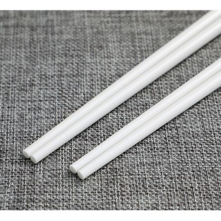 Đũa sứ trắng ăn cơm hoa văn sang trọng - Dư Dư