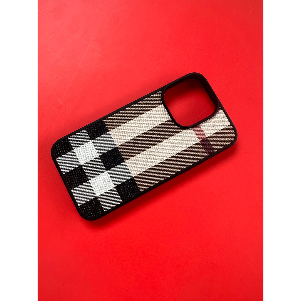 Ốp Burberry siêu xịn