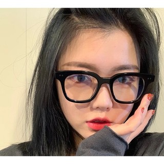Kính Nam Nữ không độ chữ V hai chấm ngang thời trang siêu hot - ms05.1