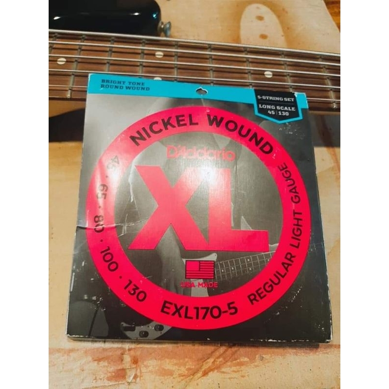 dây guitar bass 5 dây của D'addario