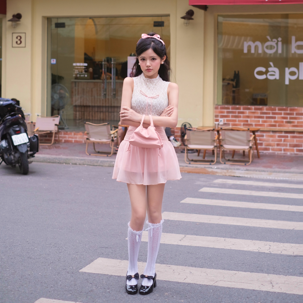 Ảnh Set áo sát nách cổ lọ ren đính nơ phối chân váy xòe dáng ngắn màu hồng dành cho nữ BLOOMING [Có Tách Lẻ] - Simple Twist 2