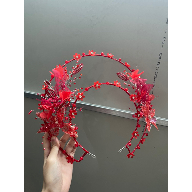 mấn cô dâu cách tân viền hoa và hạt trai