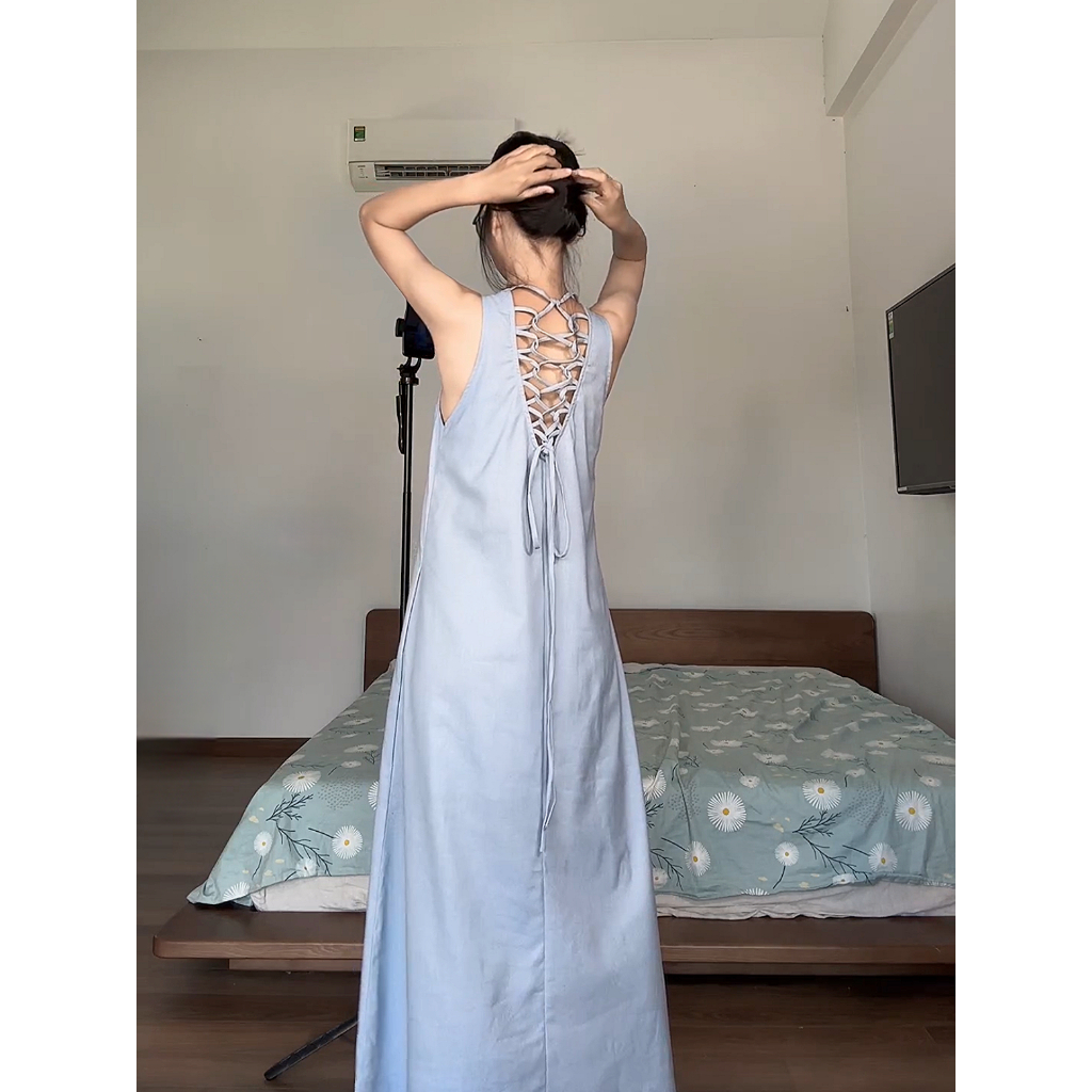 Đầm suôn dáng dài đan dây sau lưng