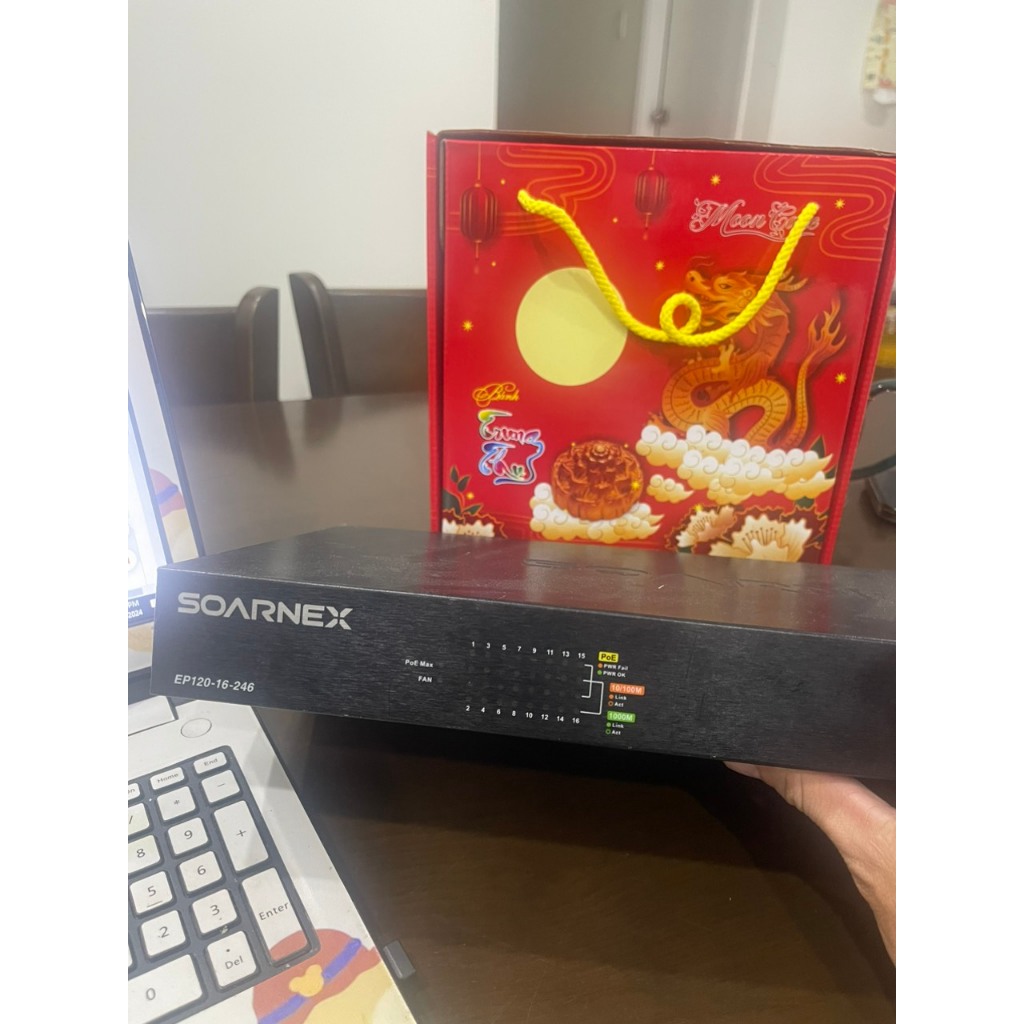 Bộ chia mạng switch cấp nguồn POE Soarnex EP120-16-246 đã qua sử dụng ...