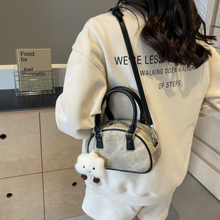 Túi đeo chéo nữ thời trang túi đeo vai xách tay kèm charme mây dễ thương LIISTORE K216