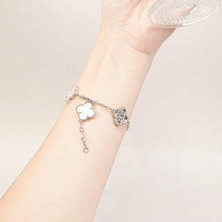 Vòng tay nam nữ LAMY Flower Clover Stone Bracelet Silver 2267